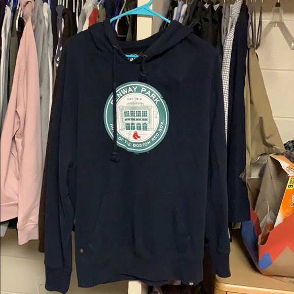 Red Sox sweatshirt - Picture 1 of 3